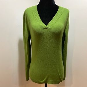 Zara V-neck sweater Green
